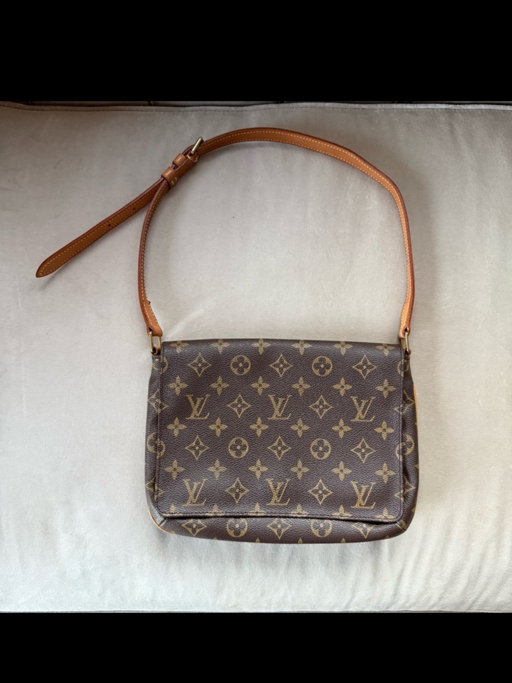 Louis Vuitton Monogram Canvas Shoulder Bag